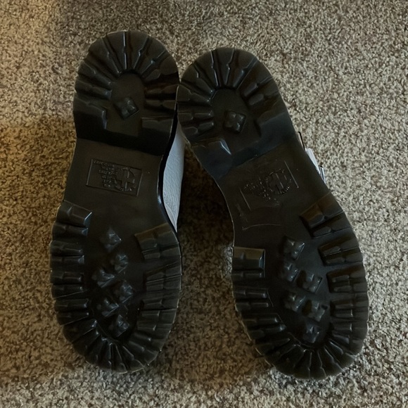 DEVON HEART LEATHER PLATFORM BOOTS - Picture 6 of 6